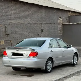 Toyota Camry 2003