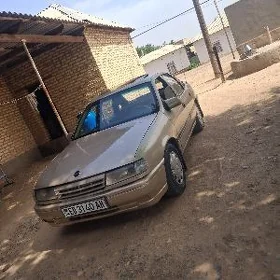 Opel Vectra 1992