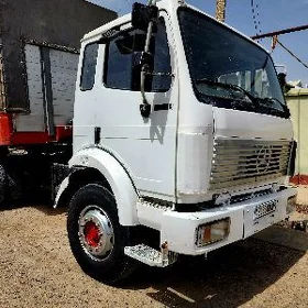 Mercedes-Benz ACTROS 3331 1994