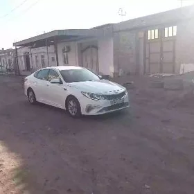 Kia Optima 2019