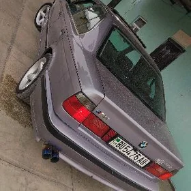 BMW 525 1990