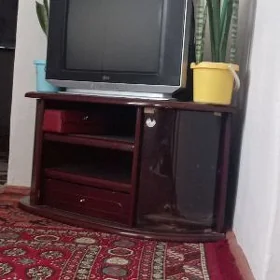 Televizor pasdaggasy bn