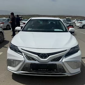 Toyota Camry 2022