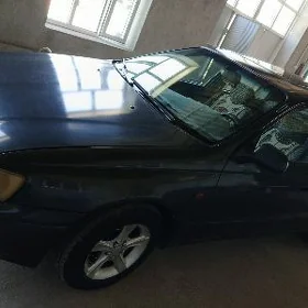 Toyota Carina 1995
