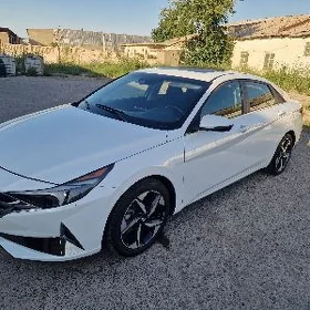 Hyundai Elantra 2021