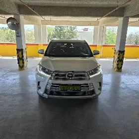Toyota Highlander 2017