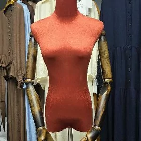elli maniken