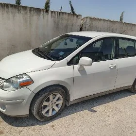 Nissan Versa 2010