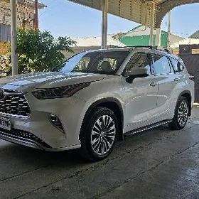 Toyota Highlander 2020