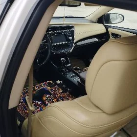 Toyota Avalon 2016