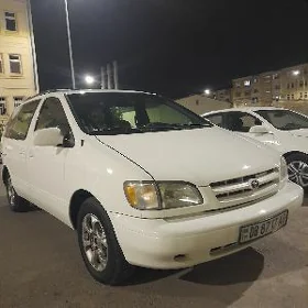 Toyota Sienna 2000