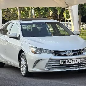 Toyota Camry 2016