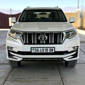 Toyota Land Cruiser Prado 2022