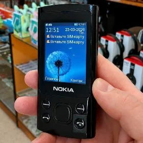 Klassika Nokia 6700 Pro AG