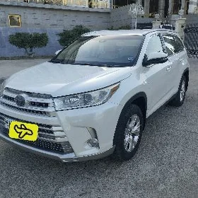 Toyota Highlander 2018