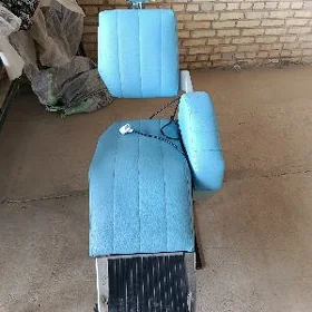 Dish kreslosy