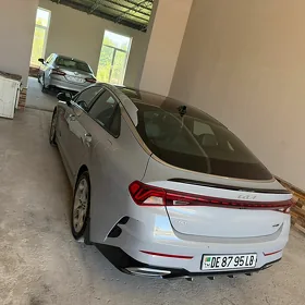 Kia K5 2021