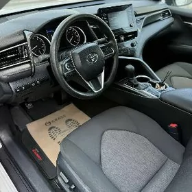 Toyota Camry 2024