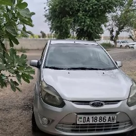 Ford Figo 2011