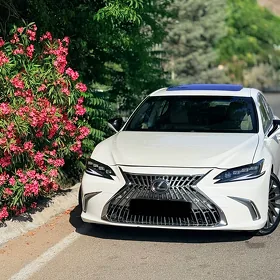 Lexus ES 350 2021