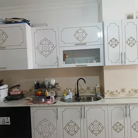 продается гарнитур кухонный