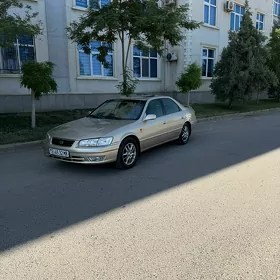 Toyota Camry 2000