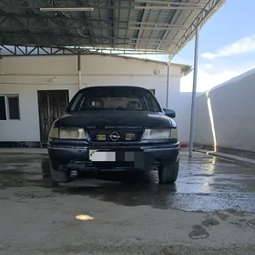 Opel Vectra 1992