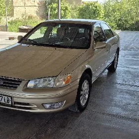 Toyota Camry 2000