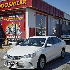 Toyota Camry 2016