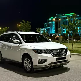 Nissan Pathfinder 2020