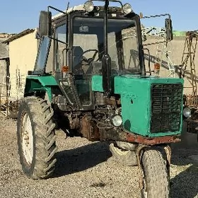 MTZ 82 2012