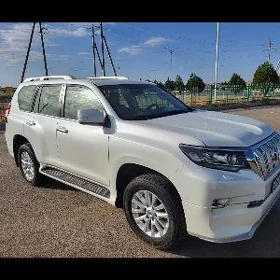 Toyota Land Cruiser Prado 2019