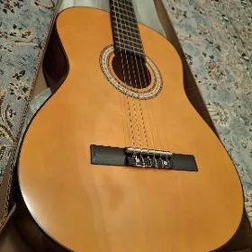 Gitara tazeje Ulanylmadyk