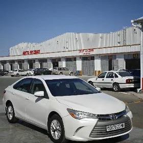 Toyota Camry 2016
