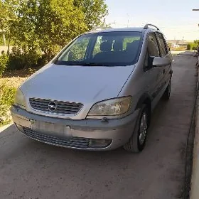 Opel Zafira 2002