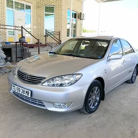 Toyota Camry 2005