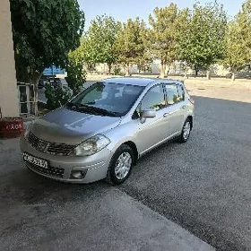 Nissan Versa 2008