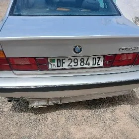 BMW 525 1990