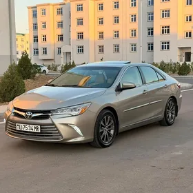 Toyota Camry 2017