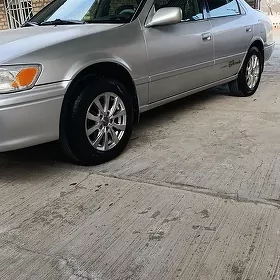 Toyota Camry 2000