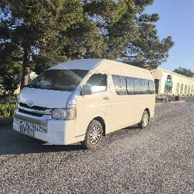 Toyota Hiace 2007