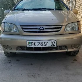 Toyota Sienna 2002