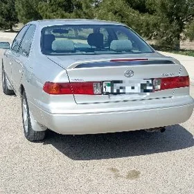 Toyota Camry 2000