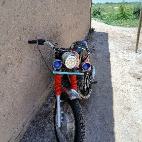 Iž Ýupiter 2000