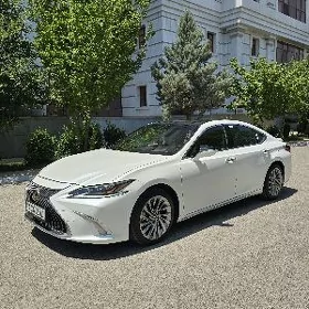 Lexus ES 350 2020