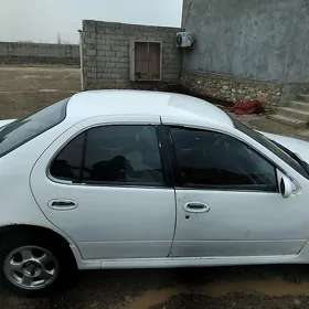 Nissan Bluebird 1994