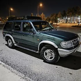 Ford Explorer 1995