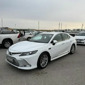Toyota Camry 2022