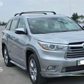 Toyota Highlander 2016