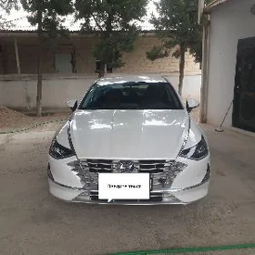 Hyundai Sonata Hybrid 2022